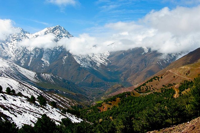 3-Days High Atlas Mountains Hiking Tour from Marrakech - Guides Who Make It Cultural Without Turning It Fake