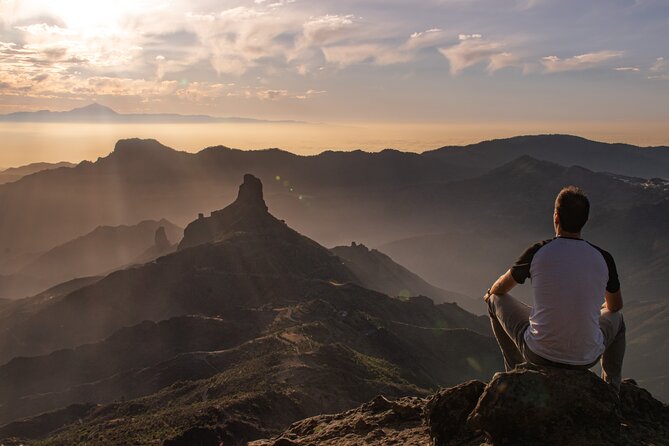 3-Hour Hiking Experience in Roque Nublo - Roque Nublo’s Big Deal: Famous Rock, Human-Scale Walk