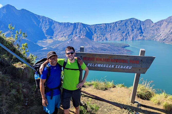 3D-2N Explore Mount Rinjani - Summit -Lake and Hotspring - Starting in Senaru: where you meet and why that matters