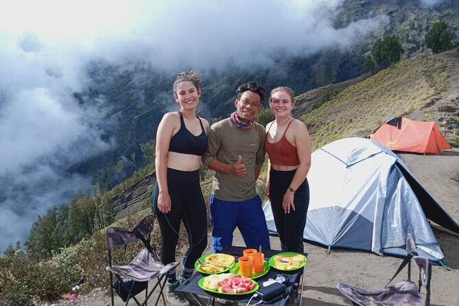 3D-2N Explore Mount Rinjani - Summit -Lake and Hotspring - Day 3: descent through rainforest back to Senaru (and a chance at black monkeys)