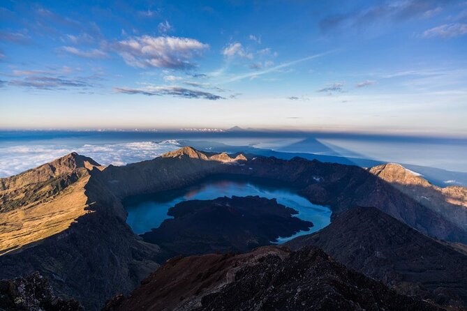3D/2N Rinjani trekking summit,lake and hot springs. - Why this 3D/2N Rinjani route is so popular