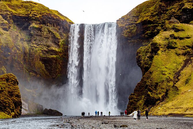 4-Day Iceland: Golden Circle, South Coast, Volcano Hike & Northern Lights - Vatnajökull glacier hike: the physical highlight you’ll remember
