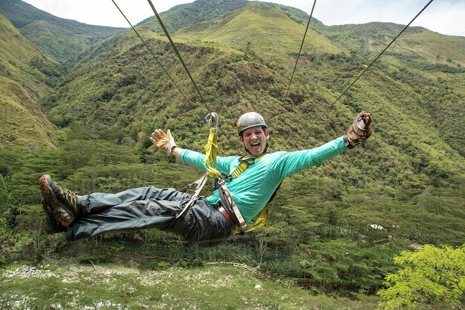 4-Day Inca Jungle Adventure, Mountain Biking, Rafting and Zipline - Day 1: Cusco pickup to Abra Málaga bike down, then rafting and Santa María