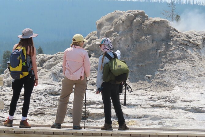6-Mile Geyser Hiking Tour in Yellowstone with Lunch - How Hard Is It, Really? Fitness, Sun, and Your Walking Budget