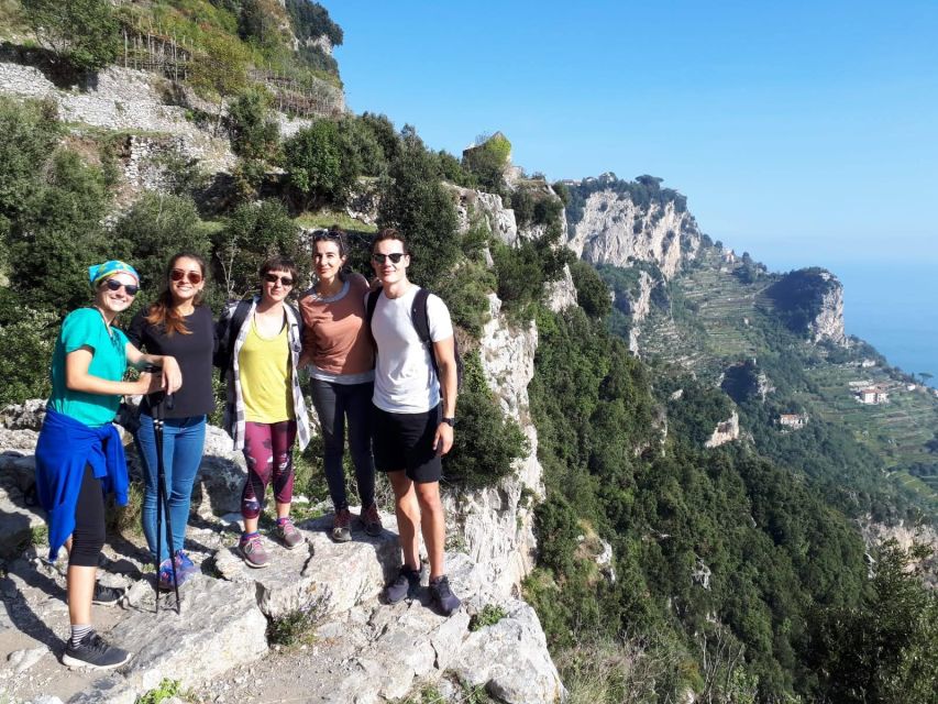 Agerola: Path of the Gods Guided Hiking Tour - Pace, shoes, and the reality of steep footing