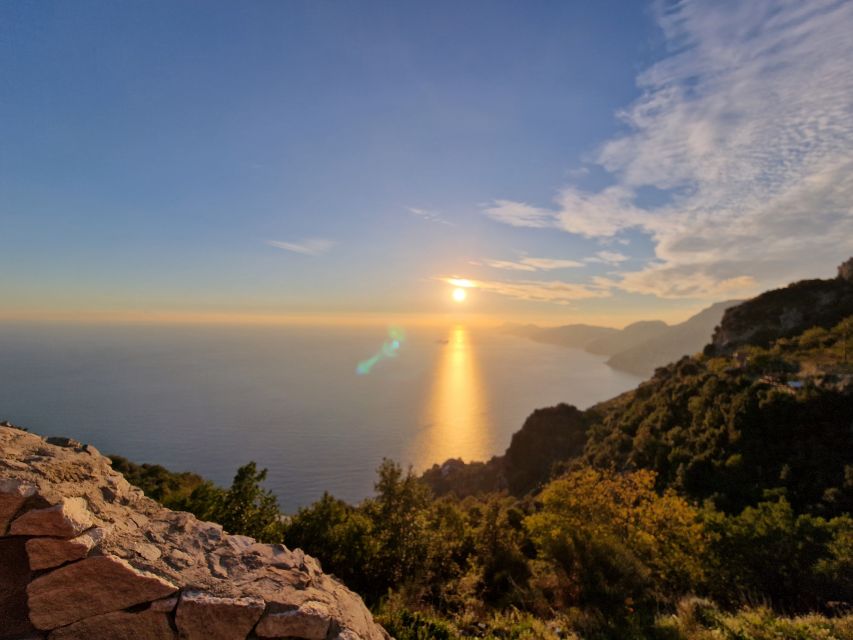 Amalfi Coast Path of the Gods Hike from Agerola - Breaks, lemon slush, and those local stops that keep the day human