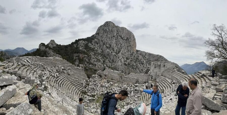 Antalya: Hiking in Termessos Ancient City - Walking the ancient city: agora, bouleuterion, and everyday power