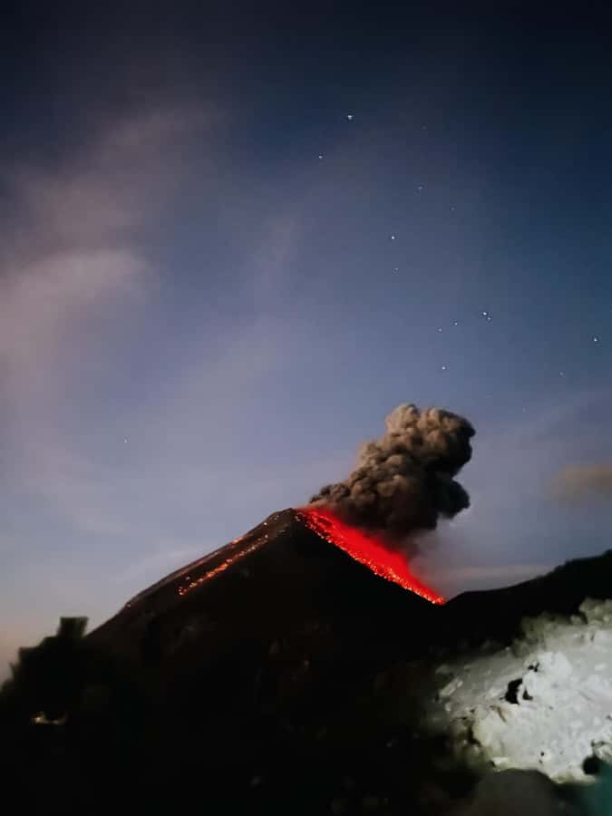 Antigua: 2-Day Acatenango Volcano Hike w/Local Guide & Meals - Guides, Group Flow, and Trail Reality