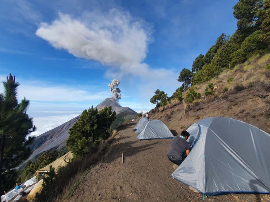 Antigua, Guatemala: Volcano Acatenango Overnight Hiking - What to Pack for Cold Wind and Steep Ground (No Sandals)