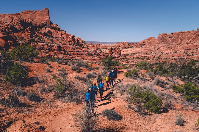 Arches Full Day Private Tour & Hike - Balanced Rock: quick focus, big photo energy