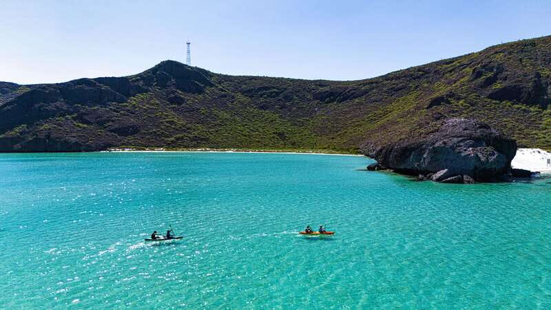 Balandra Adventure: Hike, Kayak, and Snorkel - The hike from Balandra to Tecolote beach in hot weather