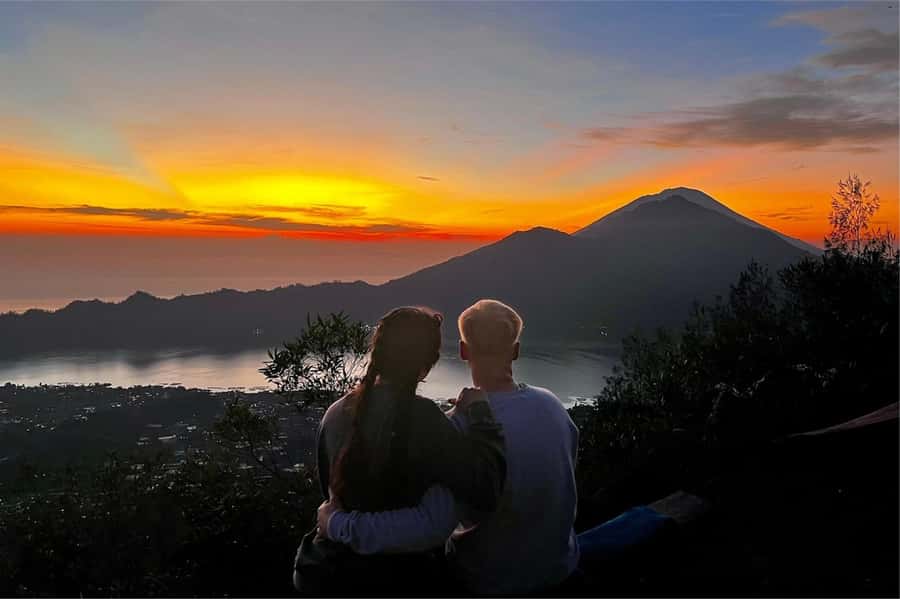 Bali: Mount Batur Sunrise Hike Including Transfer & All Cost - Key things that make this Batur sunrise hike work