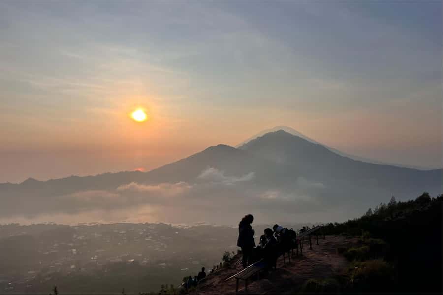Bali: Mount Batur Sunrise Hike Including Transfer & All Cost - Pickup, transfers, and meeting your guide before it gets dark