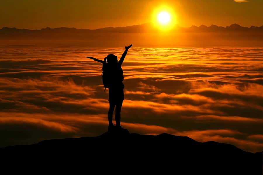 Bali: Mount Batur Sunrise Hike with Breakfast & Hot Spring - The summit moment: sunrise, crater vibes, and breakfast on steam