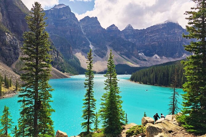 Banff/Canmore Moraine Lake & Lake Louise– Hike, Canoe or Sightsee - Key things to know before you go