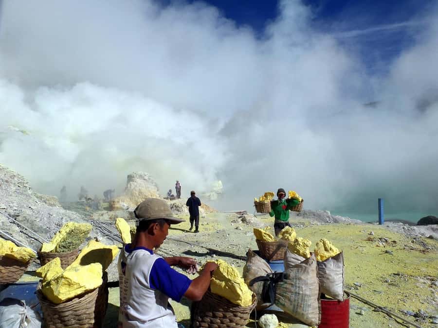 Banyuwangi : Mt Ijen Hike, Blue Fire & Panoramic Lake Guided - Midnight Start: Why This Tour Works for Sunrise and the Blue Fire