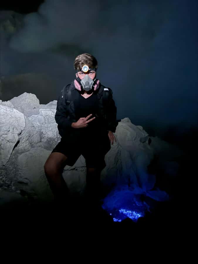 Banyuwangi : Mt Ijen Hike, Blue Fire & Panoramic Lake Guided - Practical Packing: Warm Clothes, Grippy Shoes, and Cash
