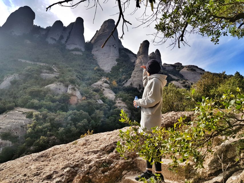 Barcelona: Montserrat Hiking Experience and Monastery Visit - What to pack, plus how hard is it really?