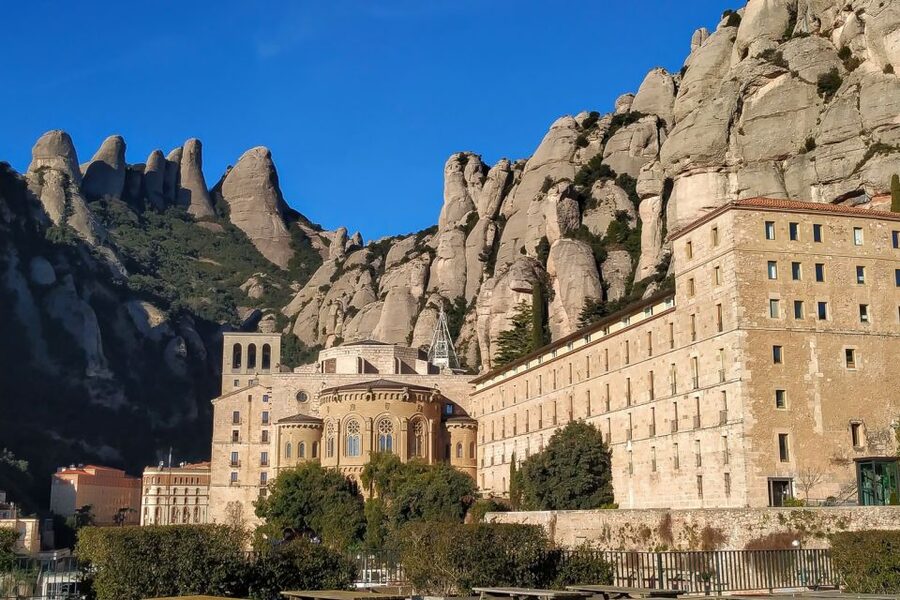 Barcelona: Montserrat Monastery & Hiking Off the Beaten Path - Key things I’d bet on (Montserrat Abbey + Natural Park hike)