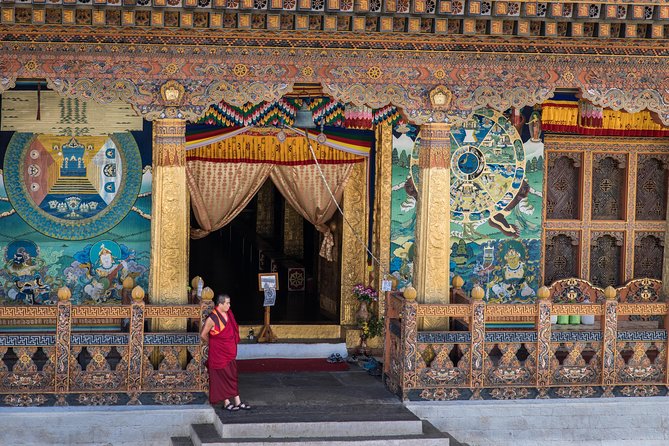 Best of Bhutan Tour( Culture- Hikes- Short Trek- Monastic Stay) - Day 2: Pangrizampa Astrology College and the Long Climb to Dodedrak