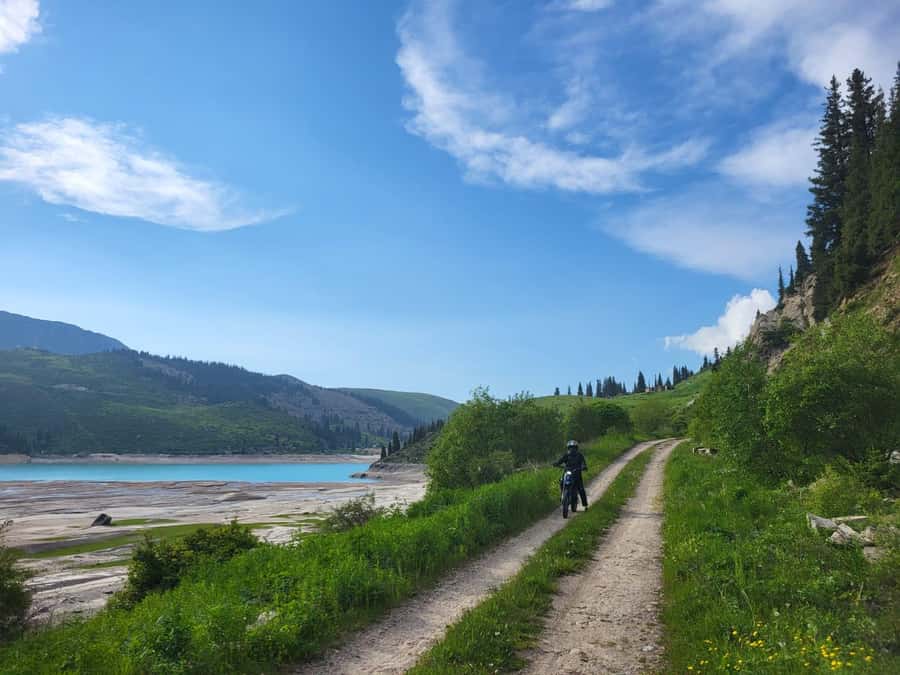 Big Almaty Lake Tour with Optional Hike - What’s Included in the Price (and How $69 Maps to Value)