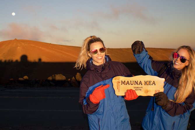 Big Island GOAT Experience: Mauna Kea Summit, Sunset & Stars - Getting up the mountain: 4x4 comfort, cold gear, and altitude reality