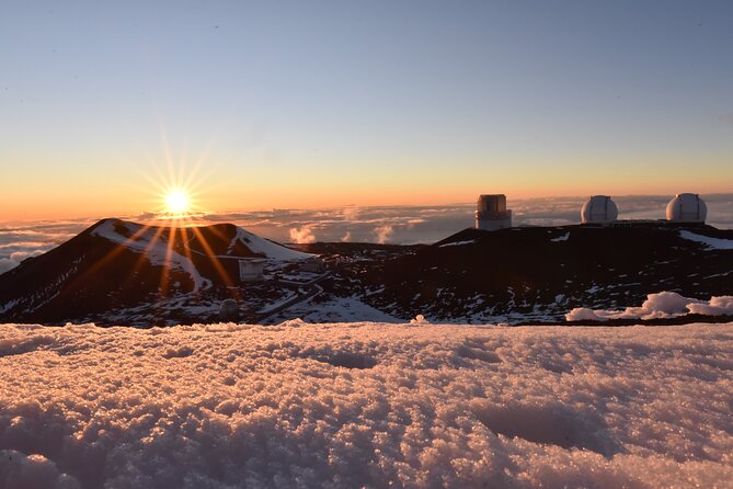 Big Island: Mauna Kea Summit Tour with Free Night Star Photo - What’s included (and how to plan for the cold anyway)