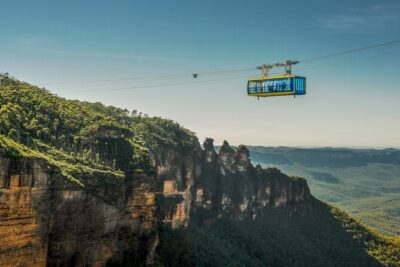 Blue Mountains Express includes Three Sisters Hiking Option - Katoomba and Leura: the Blue Mountains feel more local here
