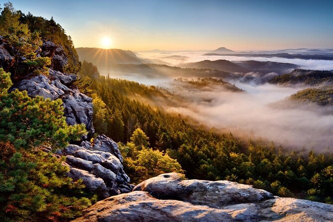 Bohemian and Saxon Switzerland All inclusive trip - Hiking Tour - Pravčická Gate (Sokoli hnizdo): the 2 km hike that delivers the payoff