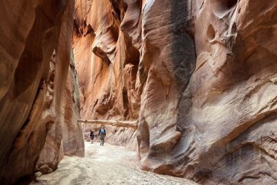 Buckskin Gulch Day Hike - Class 3 scrambling and the 100-foot challenge: the fitness check that matters
