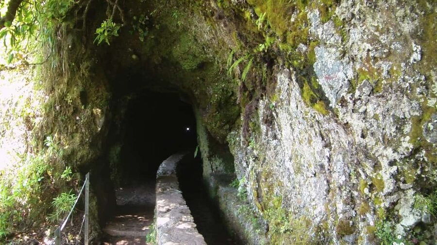Caldeirão Verde: Levada Caldeirao Verde Hiking Transfer - What to bring: the checklist that keeps the day fun