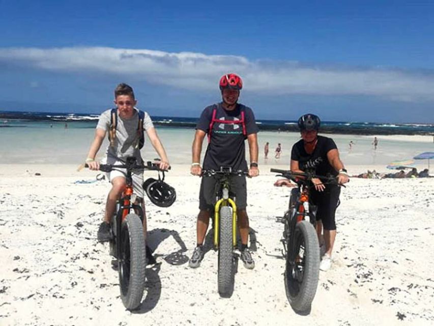 Caleta de Fuste/Corralejo: Guided E-Bike Tour & Crater Hike - Volcano Bayuyo and Calderon Hondo: the hike that turns the day memorable