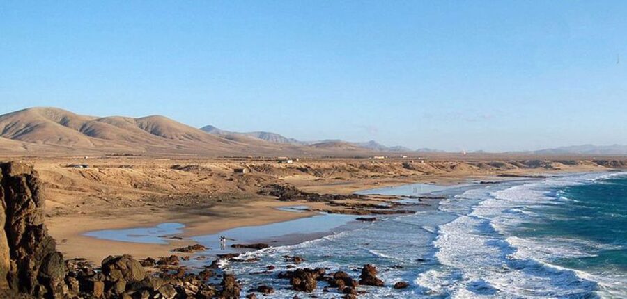 Caleta de Fuste/Corralejo: Guided E-Bike Tour & Crater Hike - Who should book this, and who should skip it