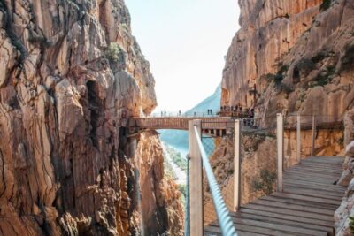 Caminito del Rey: Guided Hiking Tour with Entrance Tickets - Your 3-Hour Walk: How the Experience Unfolds