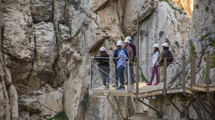Caminito del Rey: Guided Hiking Tour with Entrance Tickets - Guides Make the Difference (and You’ll Notice It)