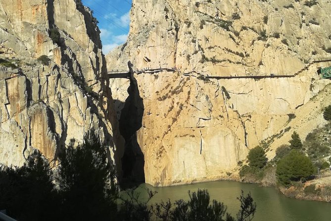 Caminito del Rey Hike from Seville - Ardales lunch time: what to do when food service gets crowded