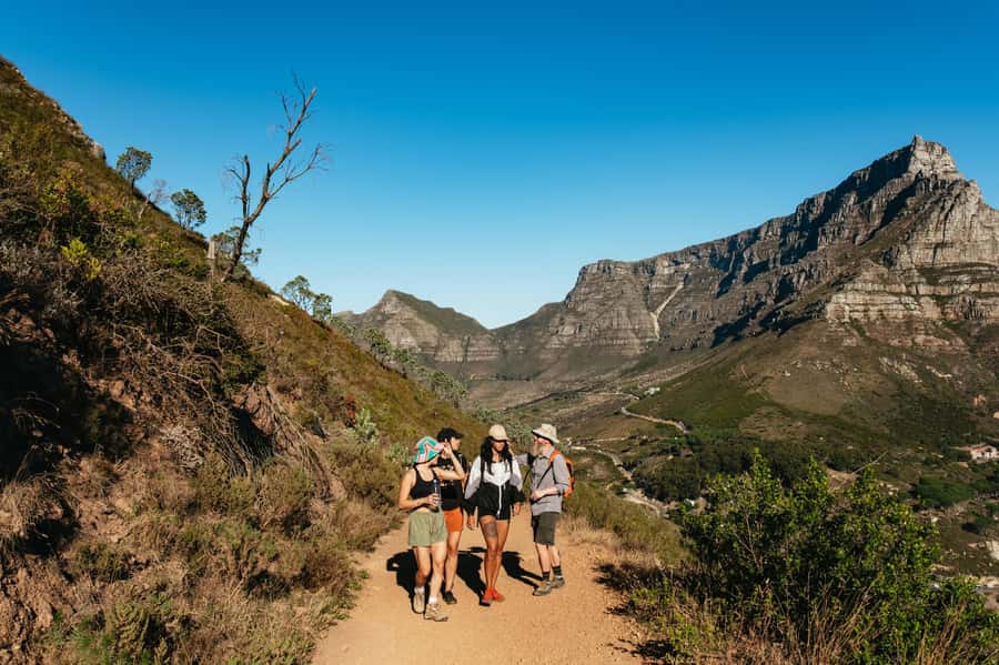 Cape Town: Lion's Head Guided Hike at Sunset - Why This Sunset Hike Works So Well in Cape Town