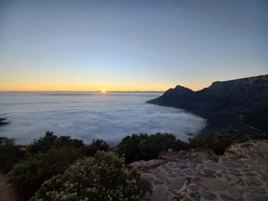 Cape Town: Lion's Head Sunrise Hike - What’s included (and how to pack smart)