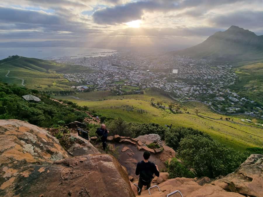 Cape Town: Lion's Head Sunrise or Sunset Guided Hike - What to Bring (and What to Skip) So the Hike Feels Easy