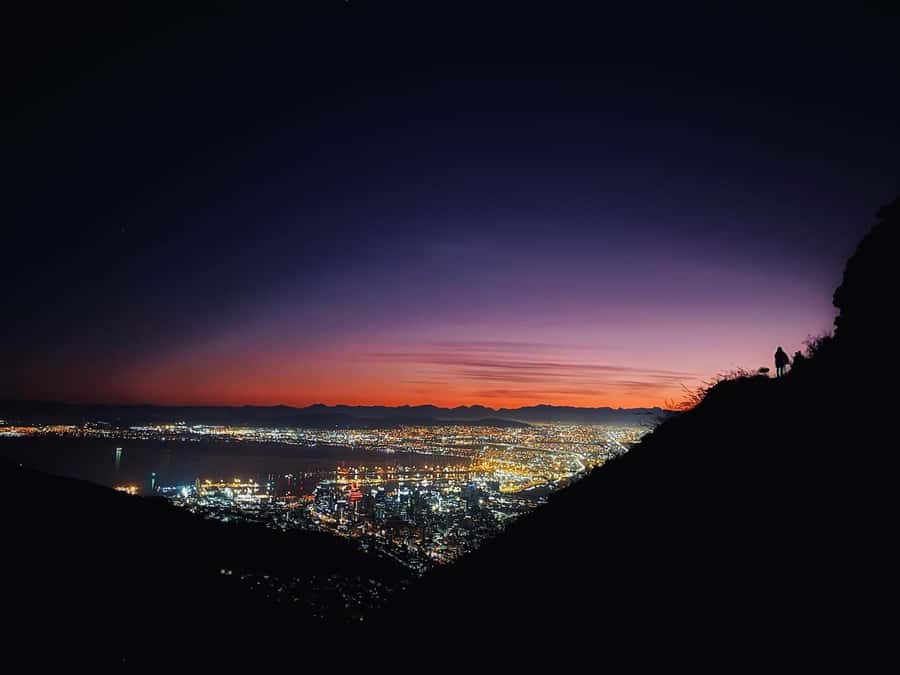 Cape Town: Lion's Head Sunrise or Sunset Hike - Practical packing list that makes the climb feel easier