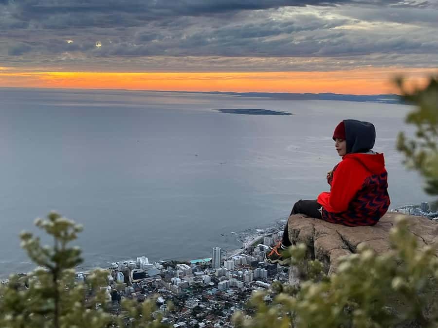 Cape Town: Lion's Head Sunrise or Sunset Hike - Photo stops without turning the hike into a photo shoot