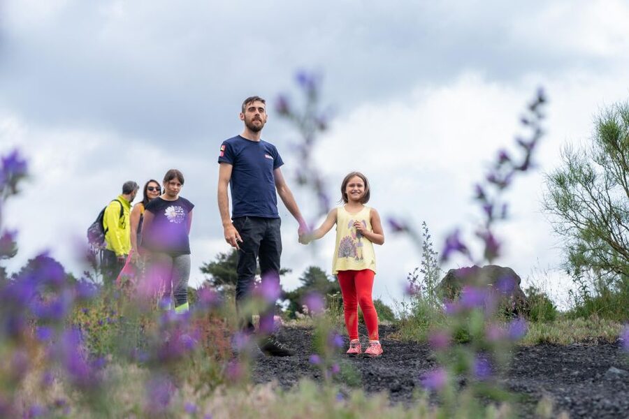 Catania: Etna Nature Tour with Hiking, Cave Visit, & Tasting - The guides: why the stories matter on a volcano day