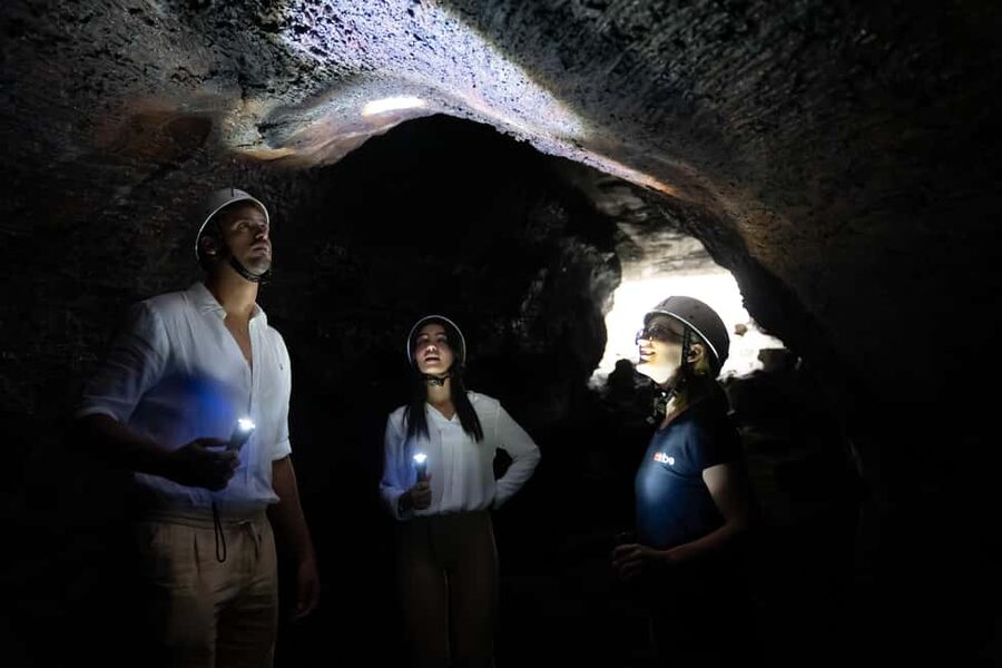 Catania: Etna Nature Tour with Hiking, Cave Visit, & Tasting - What to bring (and what can ruin the day)