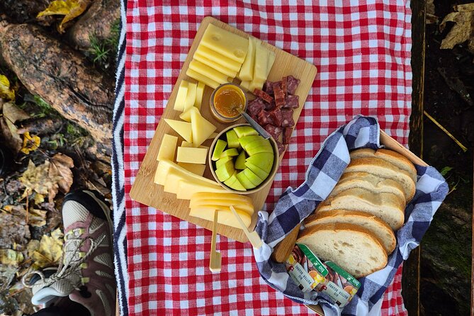 Cheese and chocolate on mountain summit - Chocolate on the summit: pairing plus a take-home souvenir