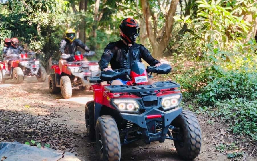 Chiang Mai: ATV Adventure, Jungle Hike & White Water Rafting - Lunch and Downtime: Pad Thai in the Middle of the Rush