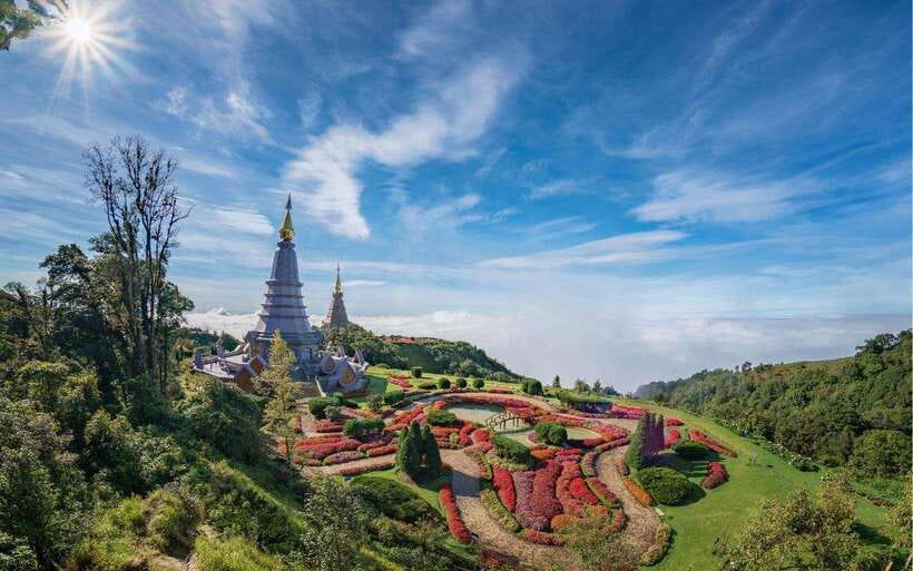 Chiang Mai:Doi Inthanon National Park & Hike at Kew Mae Pan - Hmong Hill Tribe Market and lunch: what this stop is really for