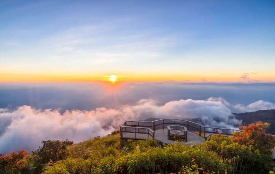 Chiang Mai: Doi Inthanon Park with Kew Mae Pan Hike Day Trip - Kew Mae Pan Nature Trail (Nov–May): Short Hike, Big Reward