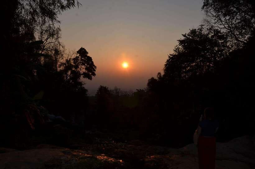 Chiang Mai: Hike on Monk’s Trail and Doi Suthep Private Tour - Wat Pha Lat: the quiet temple stop you’ll be glad is included