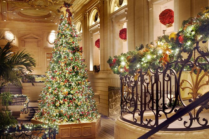 Chicago-Style Holiday Hike: Festive Food and Walking Tour - Craft Beer Option: Add the VIP Upgrade for Three Samples