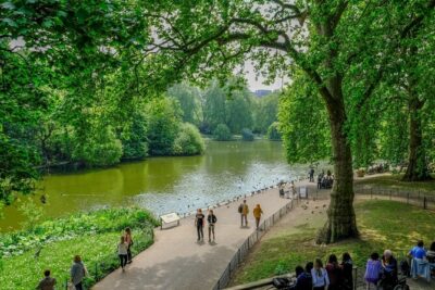 City Hike London (with Borough Market Lunchbreak) - Westminster Bridge, Big Ben photos, and Parliament Square momentum